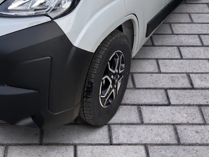 Fahrzeugbild Dethleffs Globetrail 600 DS Fiat Frühjahrs-Sale #6