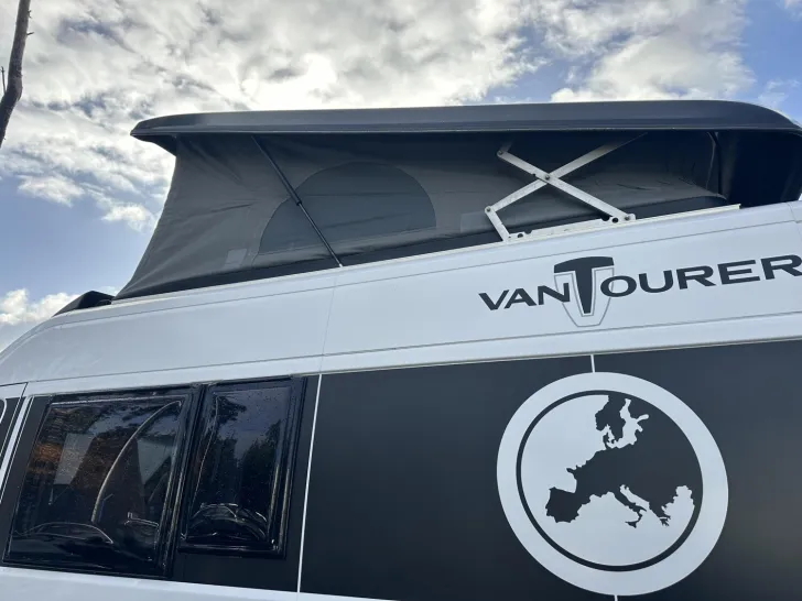 Fahrzeugbild VanTourer 540 D Aufstelldach Aufstelldach Solar Hubbett #10