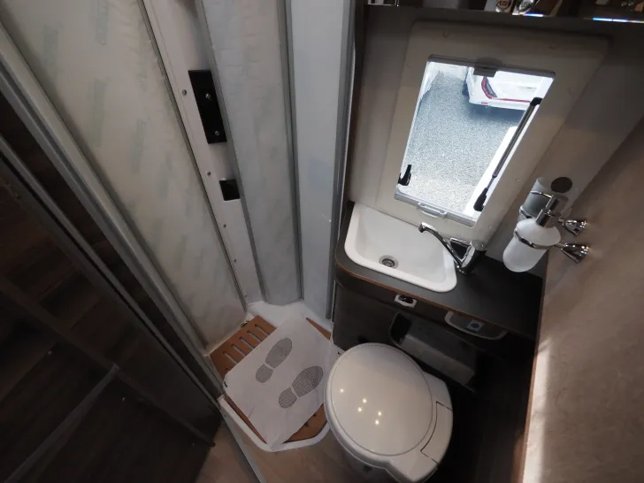 Fahrzeugbild Laika ECOVIP L 3009, Exclusives Leder, 180 PS Aut. #22