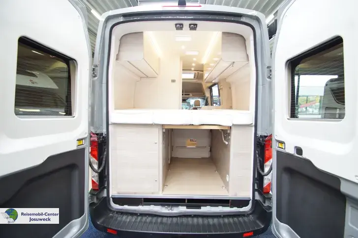 Fahrzeugbild Bürstner Lineo C 590 AUTOMATIK / AHK #9