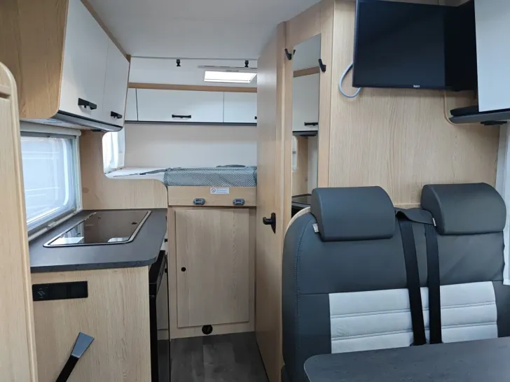 Fahrzeugbild Sunlight Adventure V 60 ICLINE #18