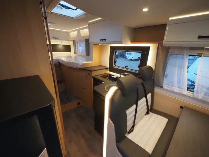 Fahrzeugbild Sunlight T 670 S Adventure, Automatik, Hubbett, uvm. #6