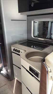 Küchen Hymer B-Klasse MC I 680 Sofort verfügbar