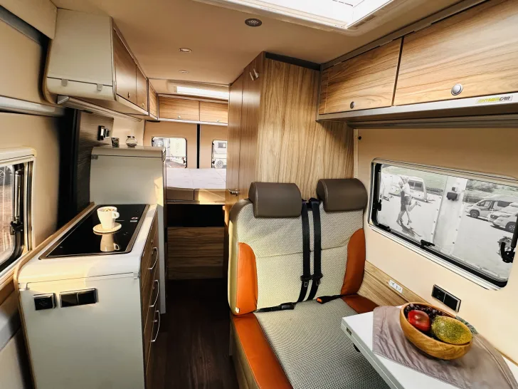 Fahrzeugbild Hymer Camper Van Grand Canyon S wenig Kilometer , 1. Hand #8