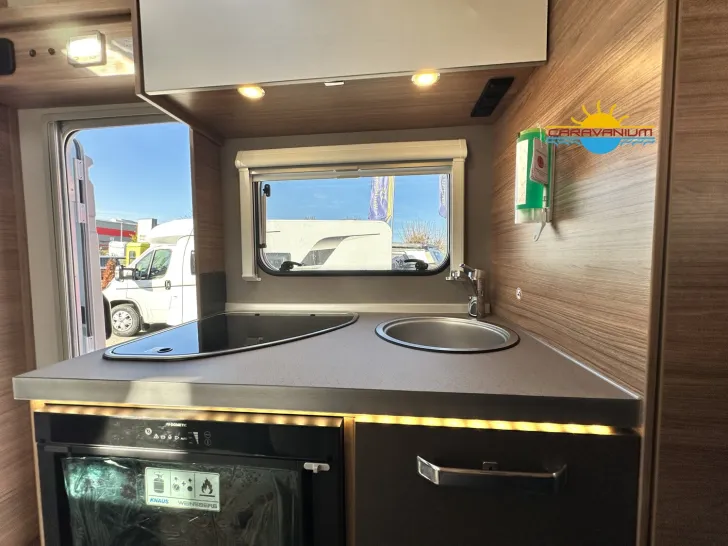 Fahrzeugbild Weinsberg CaraHome 550 MG #13