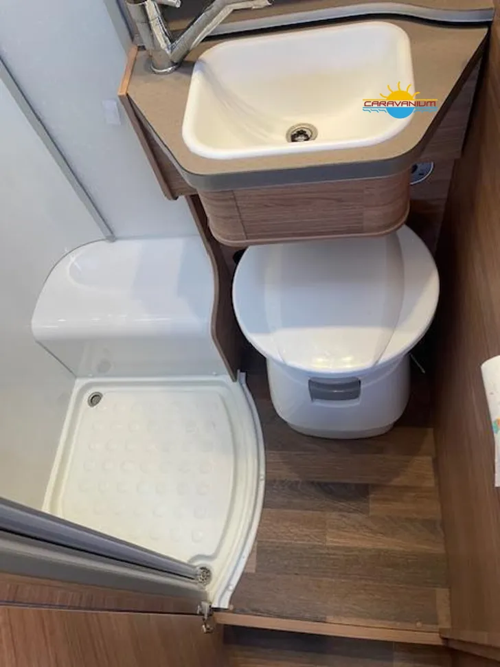 Fahrzeugbild Weinsberg CaraHome 550 MG #17