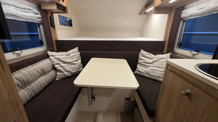 Fahrzeugbild Tischer Box 230S #5