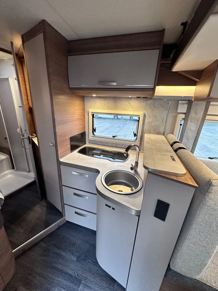 Fahrzeugbild Knaus L!VE WAVE 650 MF LIVE robuste Vermietausstattng #9