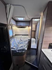 Betten Knaus L!VE WAVE 650 MF Auto-Sat./TV, Bike-Lift LIVE