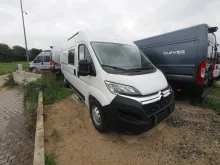 Fahrzeugbild Clever Vario Kids, D+E Heizung, Schwenkbad, Gr. Kühl #2