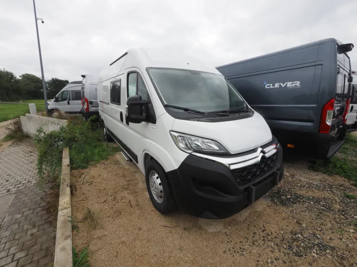 Fahrzeugbild Clever Vario Kids, D+E Heizung, Schwenkbad, Gr. Kühl #2