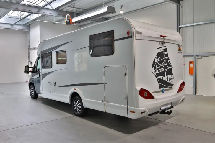 Fahrzeugbild Knaus Sun TI 700 MEG / Automatik / Einzelbetten #3