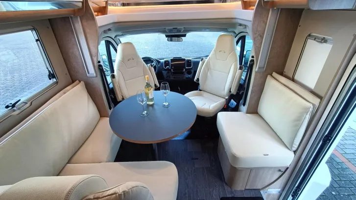 Fahrzeugbild Laika Ecovip L 4009 Sie sparen EUR 25.000,00 #9
