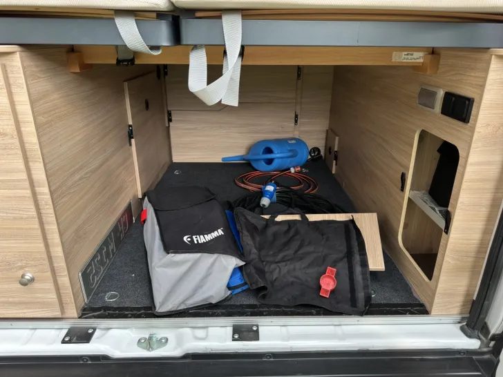 Fahrzeugbild Knaus BoxLife PRO 600 LIFETIME mit Längsbetten und AHK #23