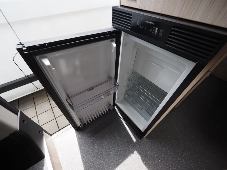 Fahrzeugbild Clever Citroen Sunny, Markise, HEO, Multim.+Kam. uvm. #6