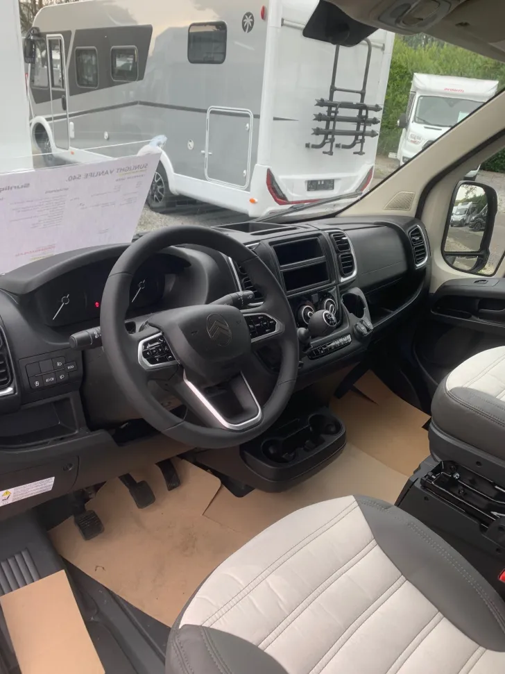 Fahrzeugbild Sunlight Camper Van CLIFF 540 Vanlife Hecksitzgruppe+AHK VB* #7