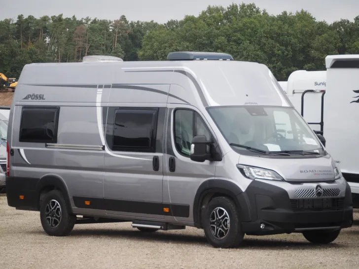 Fahrzeugbild Pössl Roadcruiser Revolution, El. Hubbett, Safetypack #2