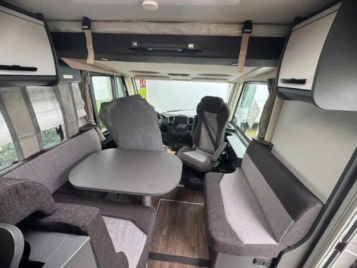 Fahrzeugbild Knaus L!VE I 700 MEG Modell 2026 #9