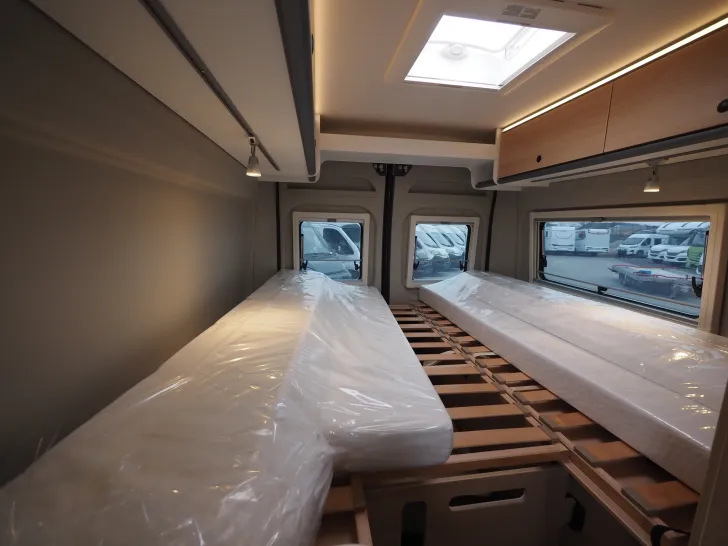 Fahrzeugbild Sunlight CLIFF 640 X, 180 PS Auto.,Multimedia,Markise #12