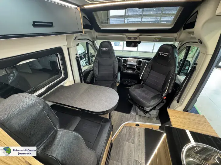 Fahrzeugbild Karmann Mobil Dexter 625 AUTOMATIK / Fahrgestell 35 H #7