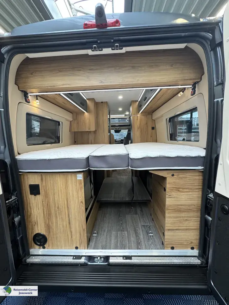 Fahrzeugbild Karmann Mobil Dexter 625 AUTOMATIK / Fahrgestell 35 H #11