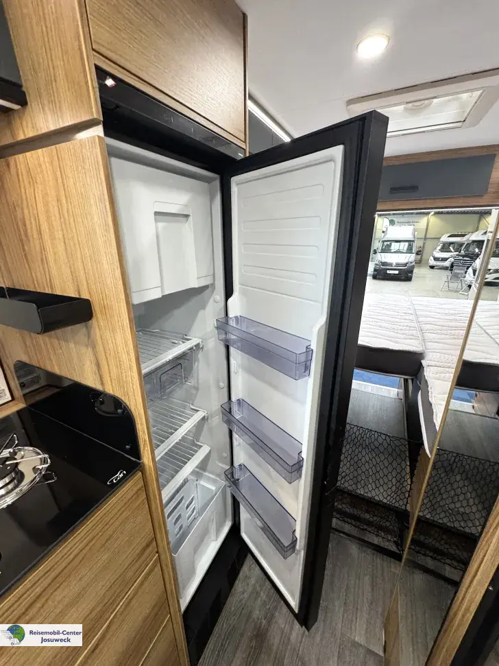 Fahrzeugbild Karmann Mobil Dexter 625 AUTOMATIK / Fahrgestell 35 H #12