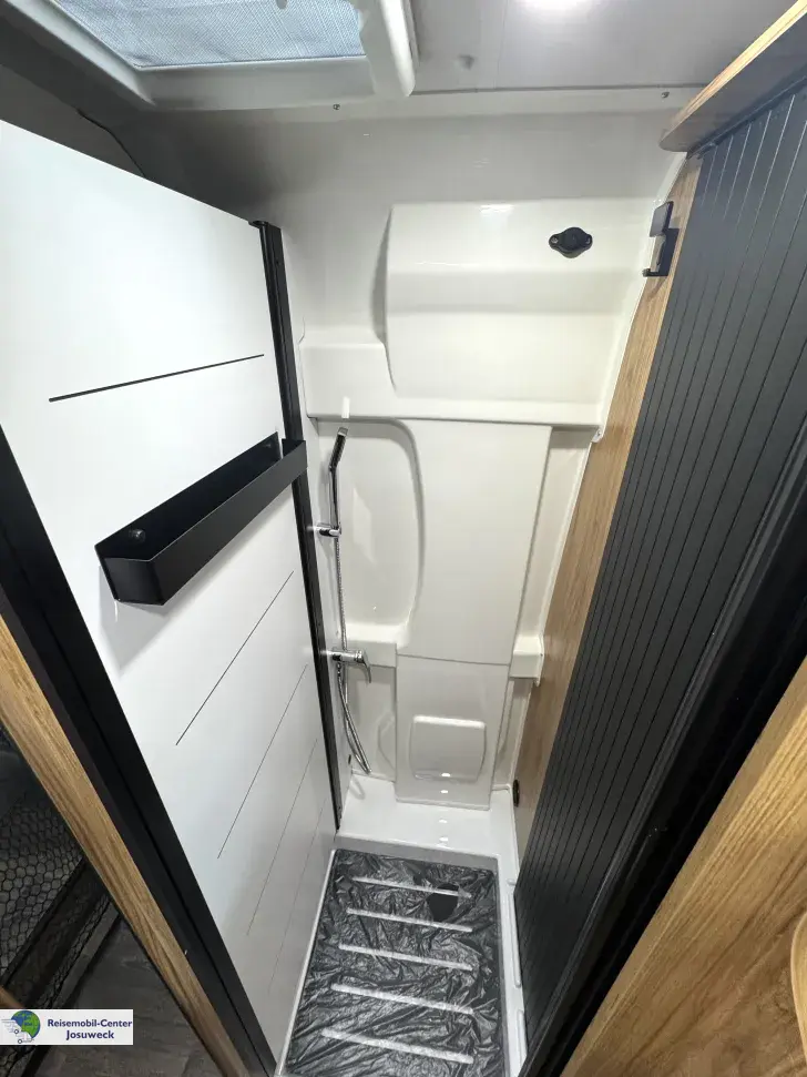 Fahrzeugbild Karmann Mobil Dexter 625 AUTOMATIK / Fahrgestell 35 H #15