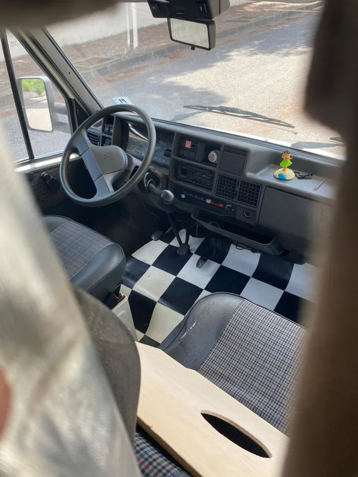 Fahrzeugbild Peugeot J5 2,5 TD #7