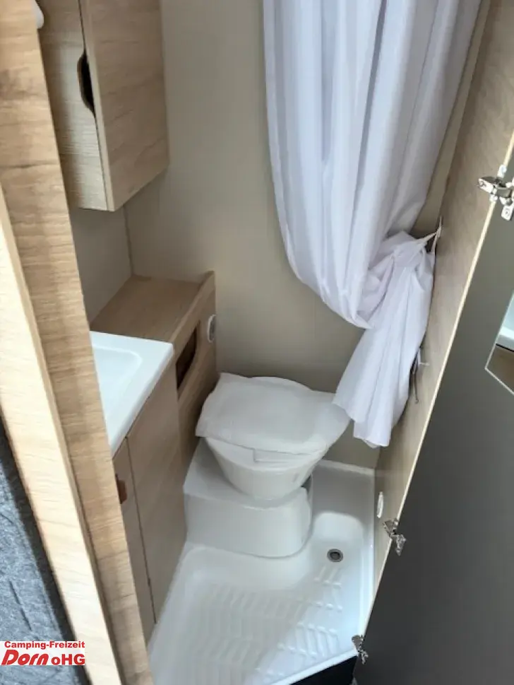 Fahrzeugbild Weinsberg CaraOne 390 QD Auflastung 1350 kg #11