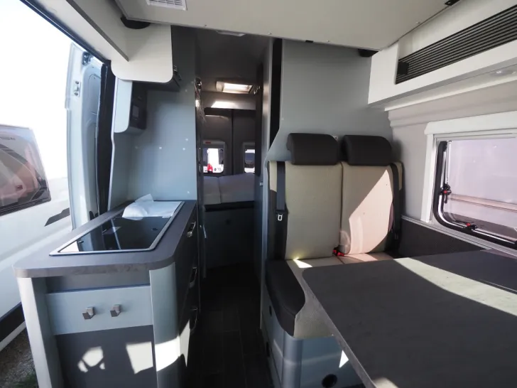 Fahrzeugbild Weinsberg CaraBus 600 DQ, Gr. Kühlschr., Markise, uvm. #5