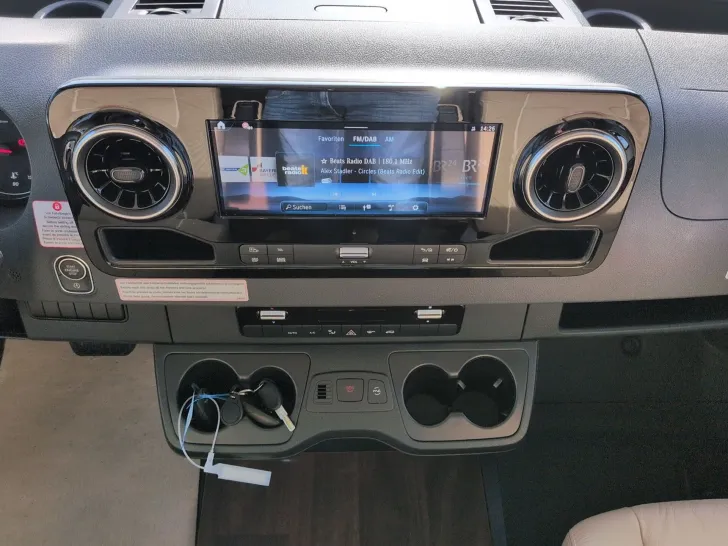 Fahrzeugbild Carthago E-LINE I 50 LE DA MB #8