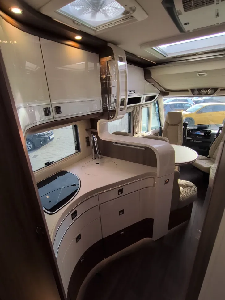 Fahrzeugbild Carthago E-LINE I 50 LE DA MB #13