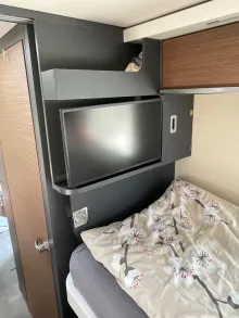 Fahrzeugbild Laika Kreos L 5009 #6