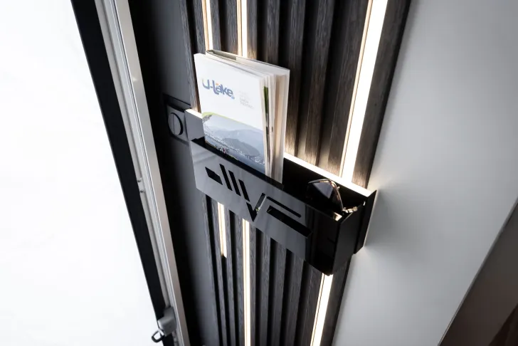 Fahrzeugbild Mobilvetta Kea i86, MJ26 + Standklima + Hubstützenanlage #12