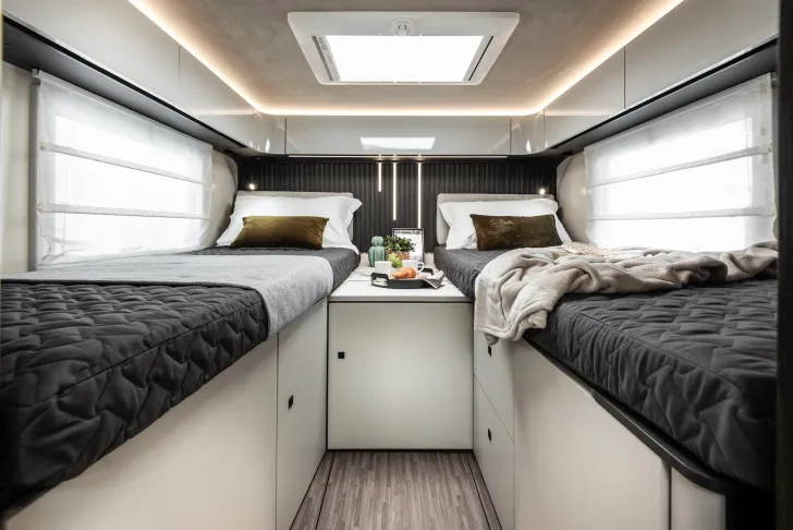 Fahrzeugbild Mobilvetta Kea i86, MJ26 + Standklima + Hubstützenanlage #21