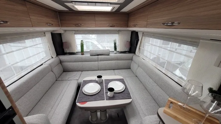 Fahrzeugbild Dethleffs Alpa I 6820-2 *AUTOMATIK*180 PS*Alde*Backofen* #11