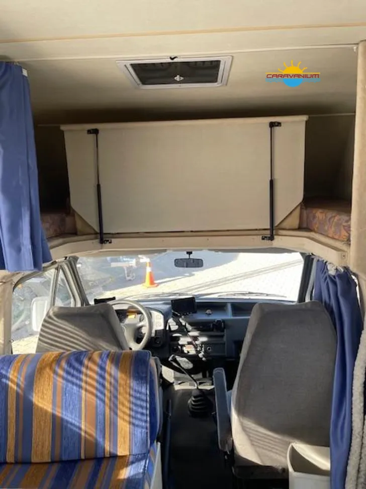 Fahrzeugbild Riviera Alkoven*Oldtimer* #11
