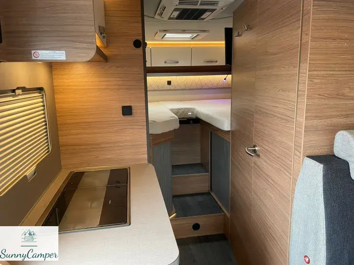 Fahrzeugbild Weinsberg CaraSuite 650 MEG (Ford) #11