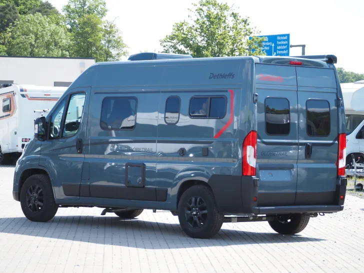 Fahrzeugbild Dethleffs Globetrail 540 DR, Chassis-, Elektro-, Komfortp. #3