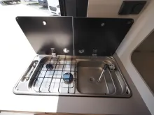 Fahrzeugbild Dethleffs Globetrail 540 DR, Chassis-, Elektro-, Komfortp. #13