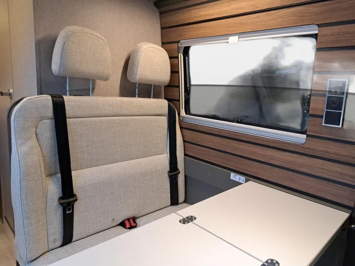 Fahrzeugbild Hymer Grand Canyon S CrossOver 600 Schlafdach, Winterp. #8