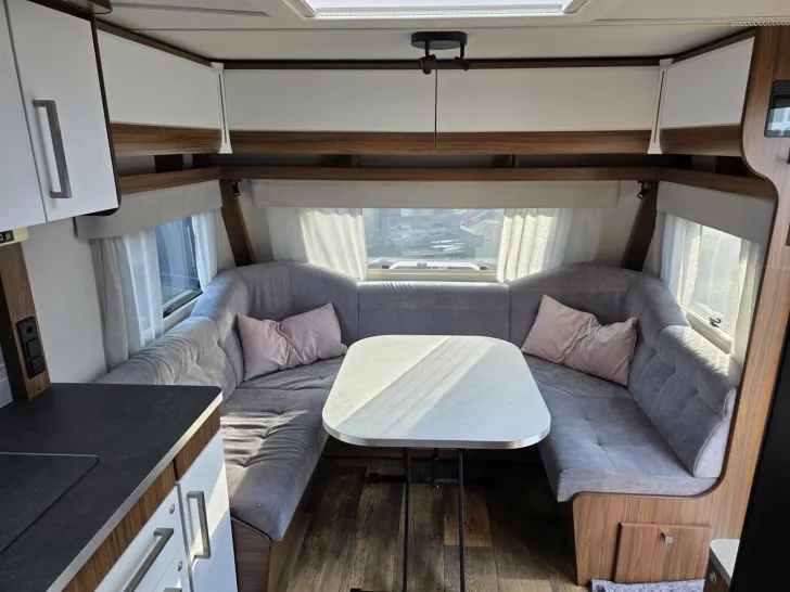 Fahrzeugbild Polar 620 BQD Blue Edition #5