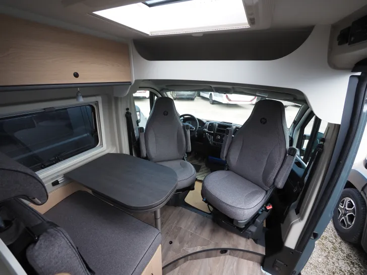 Fahrzeugbild Sunlight CLIFF 600 Adventure Edition, Modell 2026 ! #5