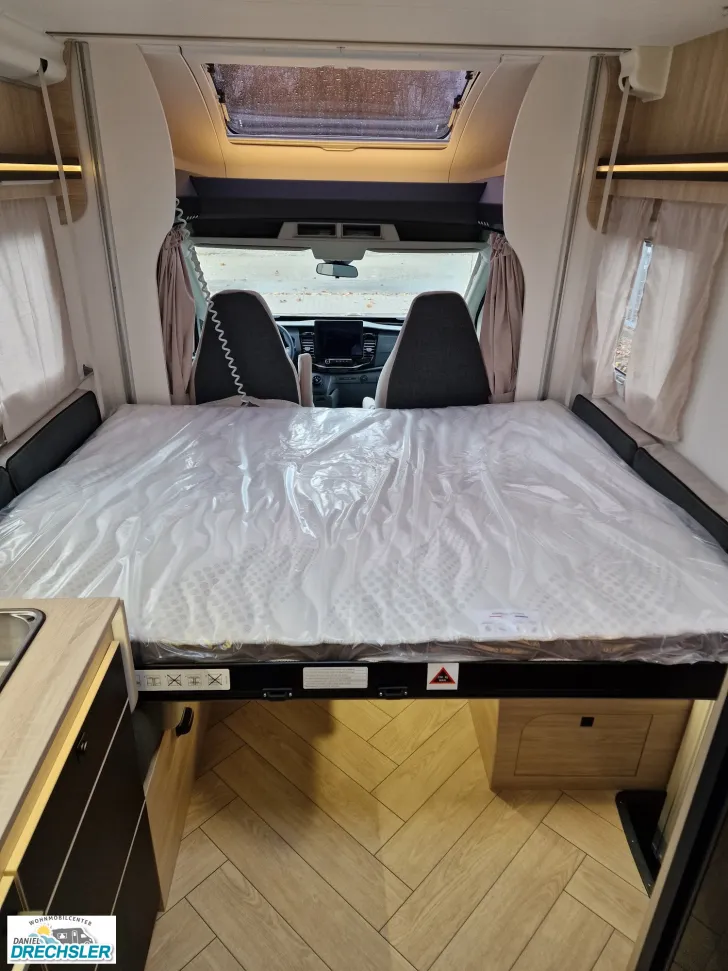 Fahrzeugbild Challenger 380 Etape Edition ab Okt. 2025! #11