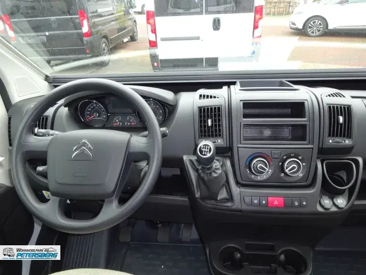 Fahrzeugbild Forster V 599 HBL Livin' Up 140 PS * Radio+RFK * Radträger #8