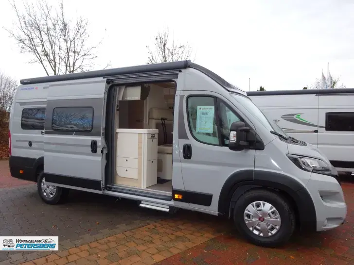 Fahrzeugbild Eura Mobil Van 635 EB Mondial- u. Fahrassistenzpaket #1