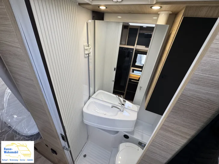 Fahrzeugbild Challenger 287 Graphite Edition #10