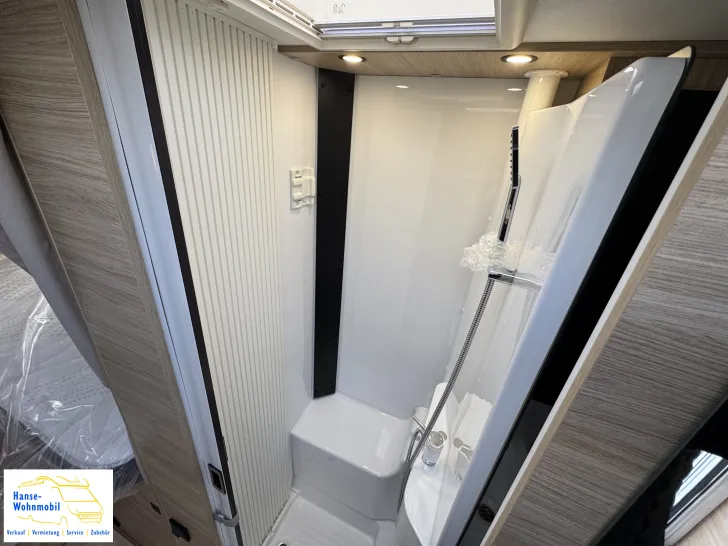 Fahrzeugbild Challenger 287 Graphite Edition #11