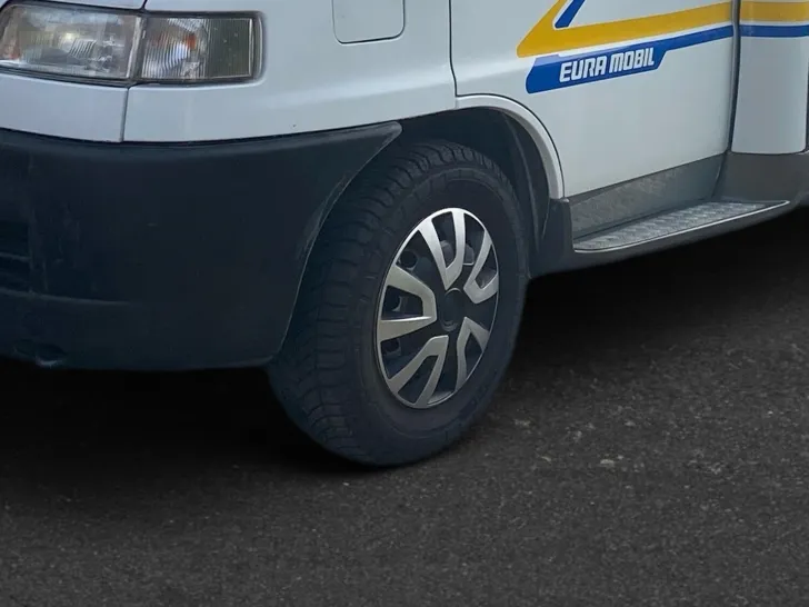 Fahrzeugbild Eura Mobil Sport 585 LS B2B Verkauf. Nur an Gewerbe. #5