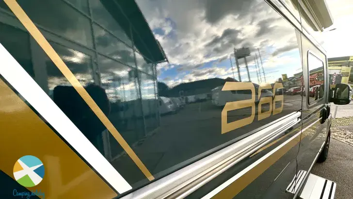 Heckgarage Bürstner B66 600 C Rooftop